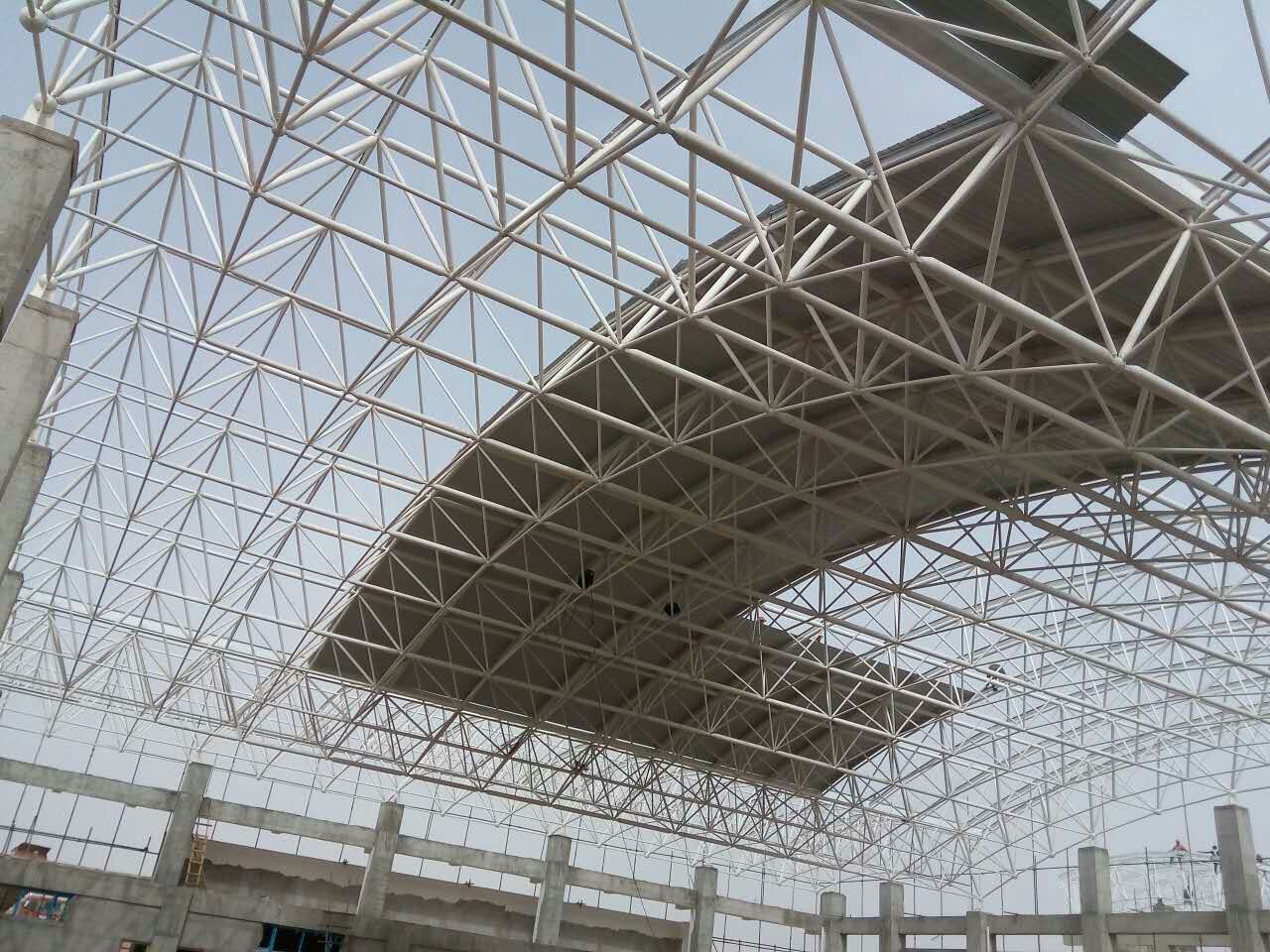 河津青岛一汽网架